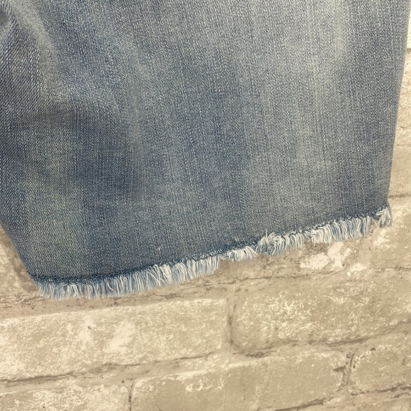 Seven7 Sunset Bermuda Shorts - Picture 4 of 7